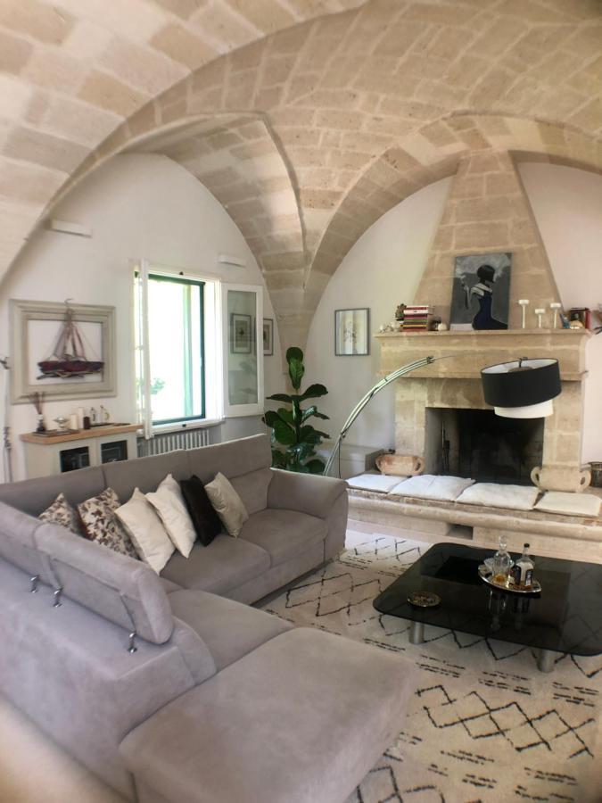 Masseria Incantamento Suite Bouganville Latiano Bagian luar foto