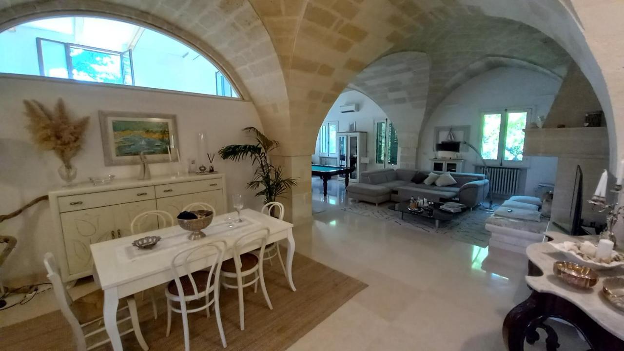 Masseria Incantamento Suite Bouganville Latiano Bagian luar foto