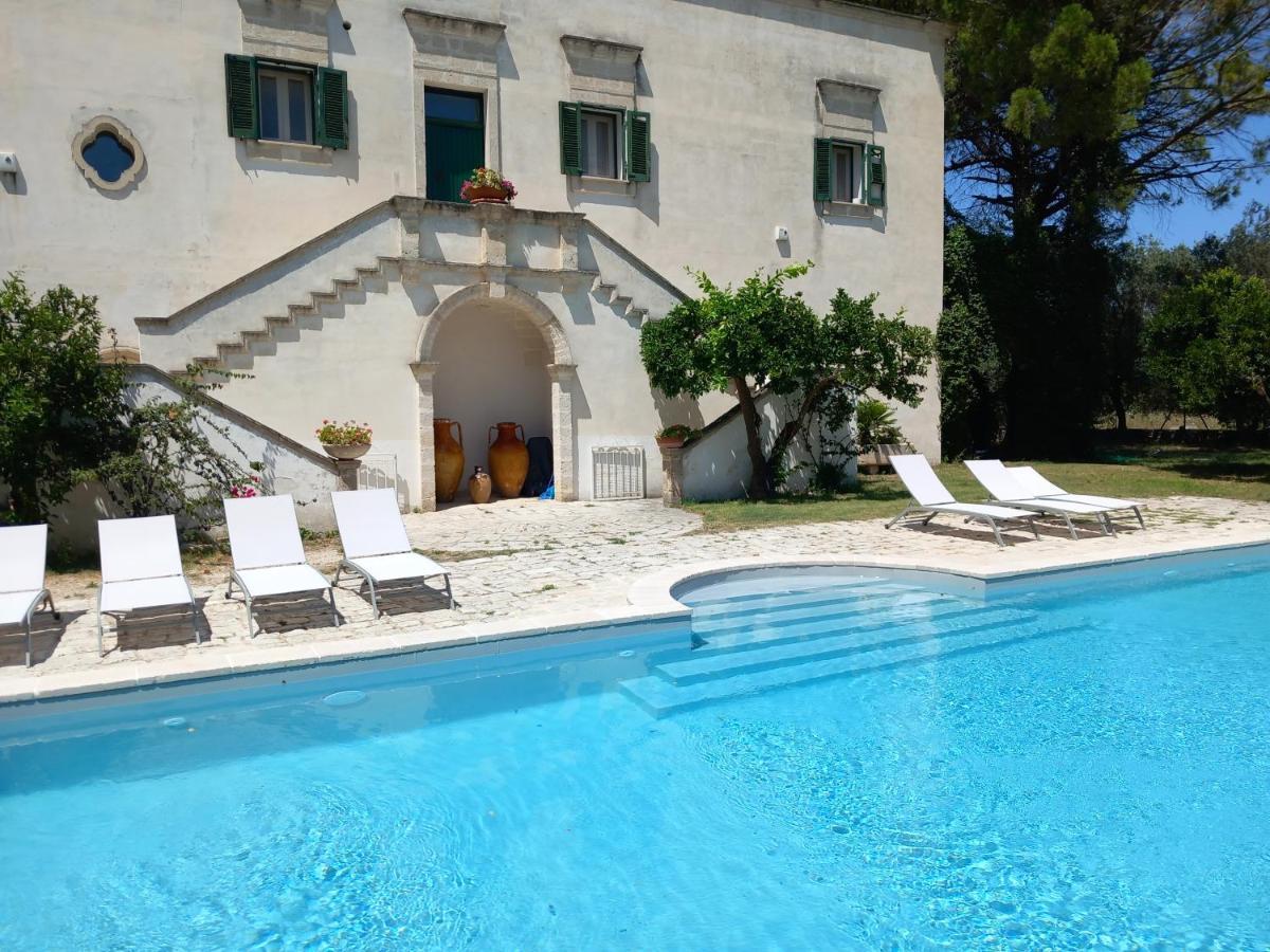 Masseria Incantamento Suite Bouganville Latiano Bagian luar foto